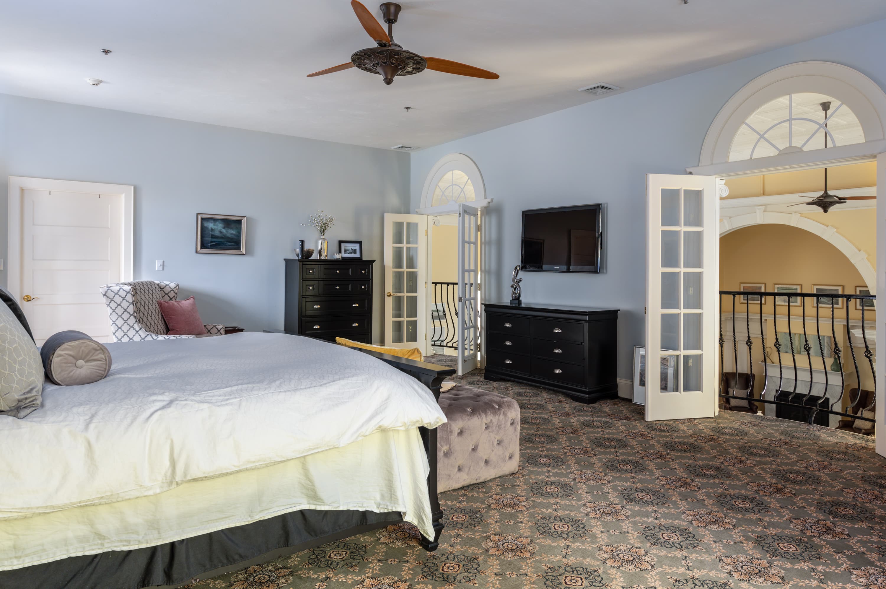 Barbi Suite doors overlook main room